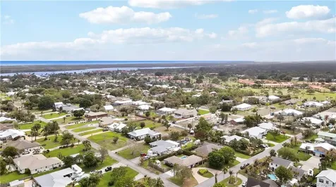 4379 SE Tall Pines Avenue Stuart FL 34997