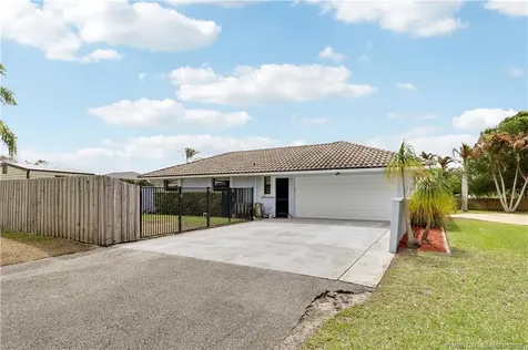 4379 SE Tall Pines Avenue Stuart FL 34997
