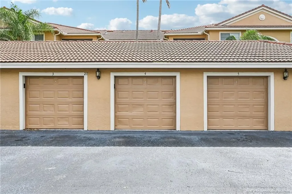 3673 NW Adriatic Lane Jensen Beach FL 34957