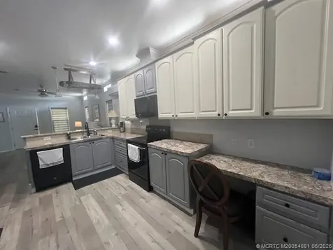 2555 Pga Boulevard Palm Beach Gardens FL 33410