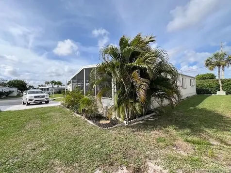 58066 Bahama Bay Boynton Beach FL 33436