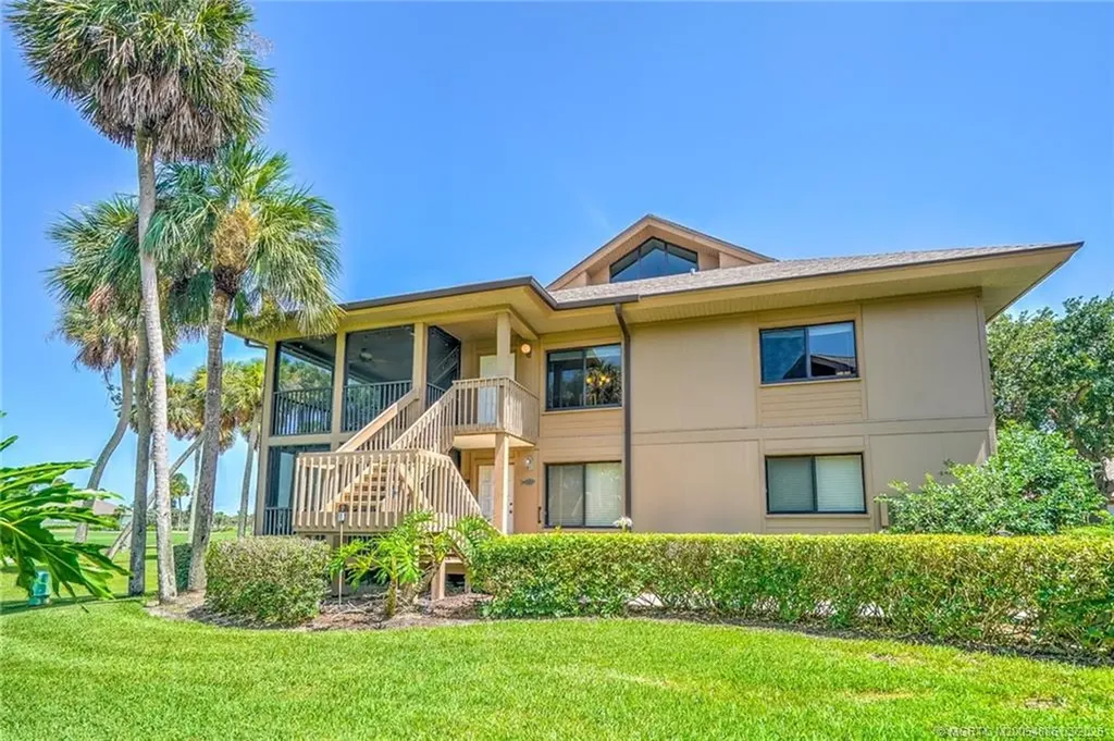 271 NE Edgewater Drive Stuart FL 34996