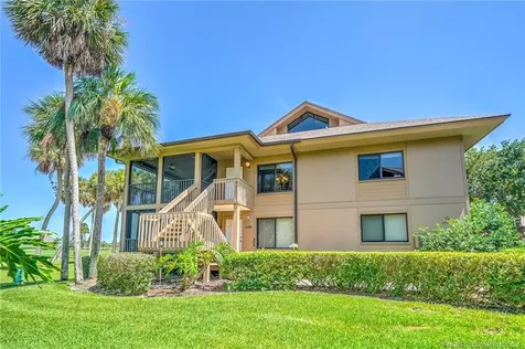 271 NE Edgewater Drive Stuart FL 34996