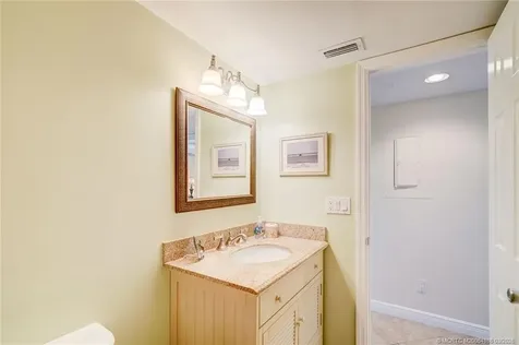 271 NE Edgewater Drive Stuart FL 34996
