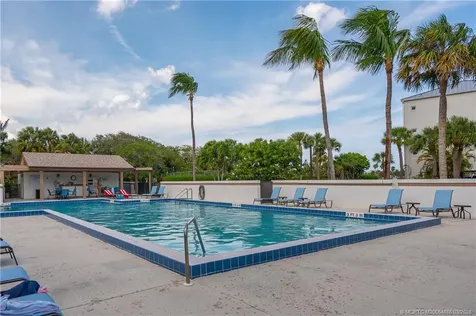 271 NE Edgewater Drive Stuart FL 34996