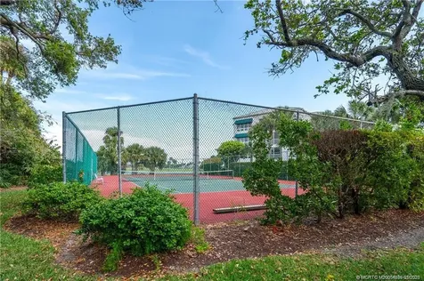271 NE Edgewater Drive Stuart FL 34996