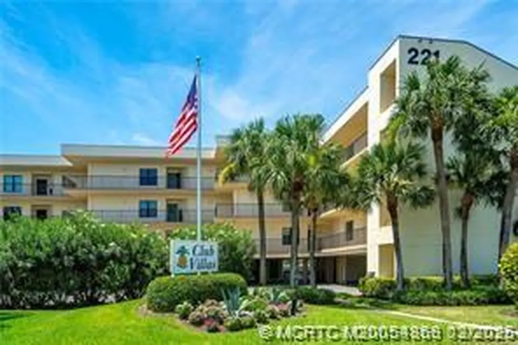 221 NE Plantation Road Stuart FL 34996