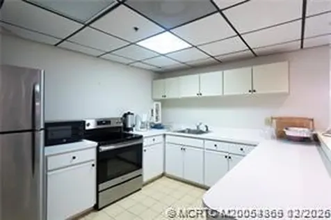 221 NE Plantation Road Stuart FL 34996