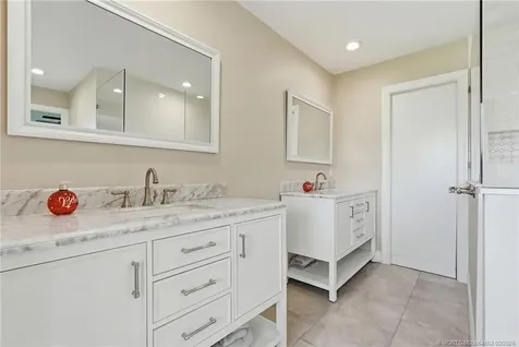 5657 SE Foxcross Place Stuart FL 34997