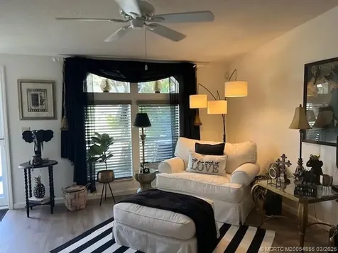 2555 Pga Boulevard Palm Beach Gardens FL 33410