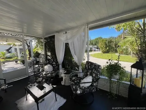 2555 Pga Boulevard Palm Beach Gardens FL 33410