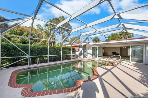 701 SW Cleveland Avenue Stuart FL 34994