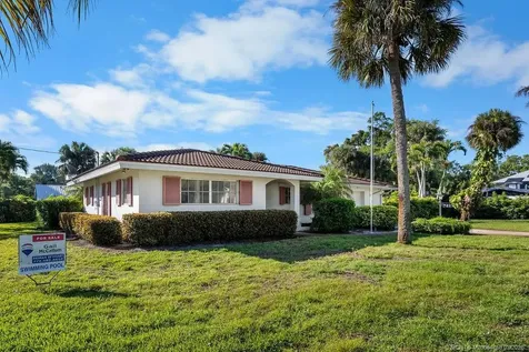 701 SW Cleveland Avenue Stuart FL 34994