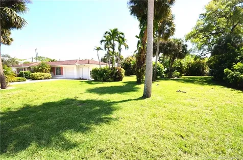 701 SW Cleveland Avenue Stuart FL 34994
