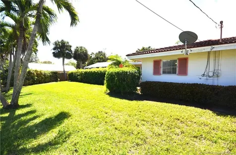701 SW Cleveland Avenue Stuart FL 34994