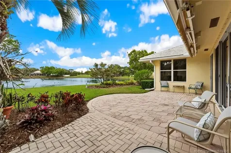 3510 SE Cambridge Drive Stuart FL 34997