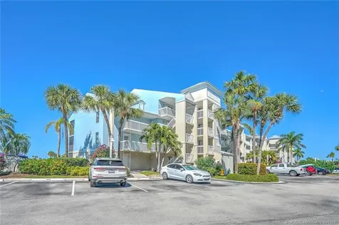 40 NE Plantation Road Stuart FL 34996