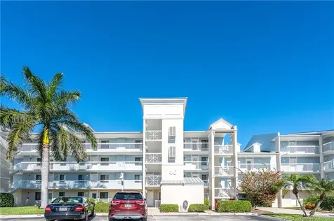 40 NE Plantation Road Stuart FL 34996