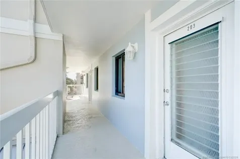 40 NE Plantation Road Stuart FL 34996