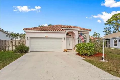 121 Woodlake Circle Greenacres FL 33463