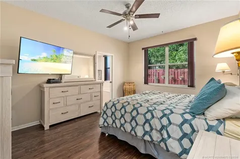 121 Woodlake Circle Greenacres FL 33463