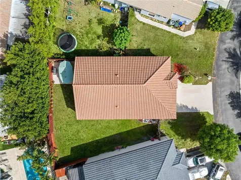 121 Woodlake Circle Greenacres FL 33463