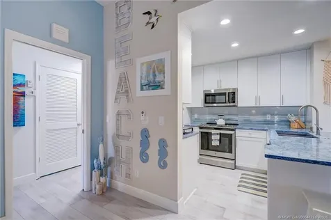 391 NE Plantation Road Stuart FL 34996