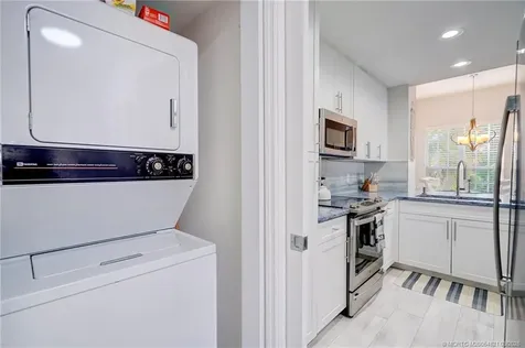 391 NE Plantation Road Stuart FL 34996