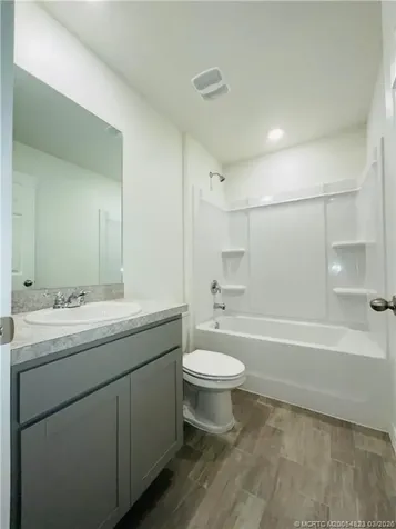 934 SW Mcdevitt Avenue Port St Lucie FL 34953