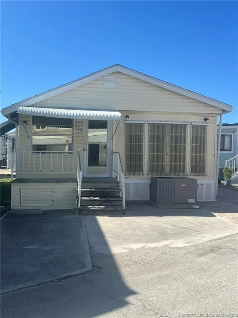 10725 S Ocean Drive Jensen Beach FL 34957