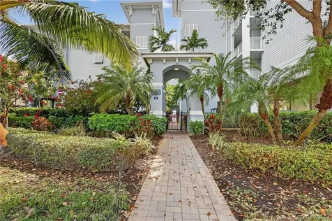 215 NW Flagler Avenue Stuart FL 34994