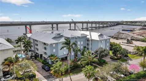 215 NW Flagler Avenue Stuart FL 34994
