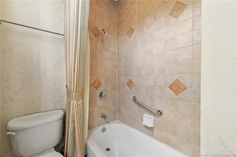 540 SE Saint Lucie Boulevard Stuart FL 34996