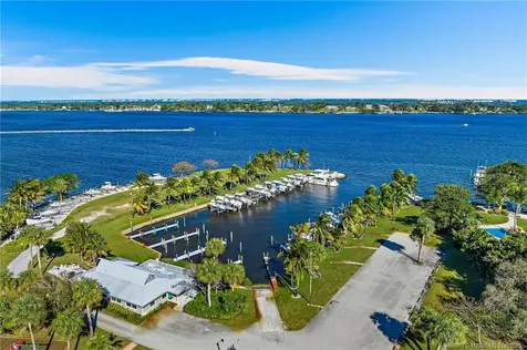 540 SE Saint Lucie Boulevard Stuart FL 34996