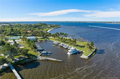 540 SE Saint Lucie Boulevard Stuart FL 34996
