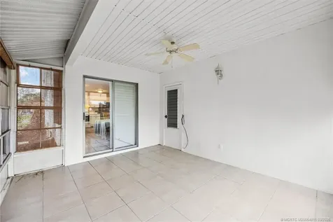 1673 SE Lyngate Drive Port St Lucie FL 34952