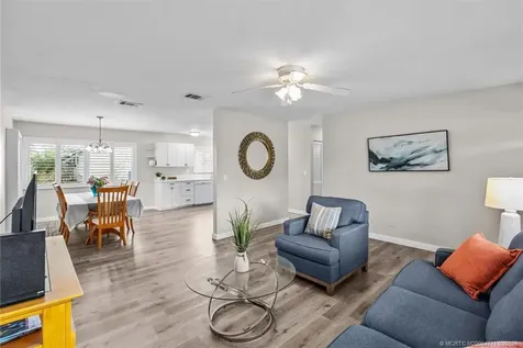 1673 SE Lyngate Drive Port St Lucie FL 34952