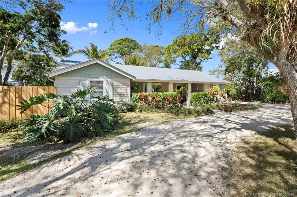 892 SE Saint Lucie Boulevard Stuart FL 34996