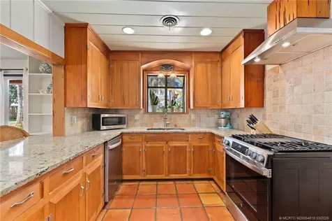 892 SE Saint Lucie Boulevard Stuart FL 34996