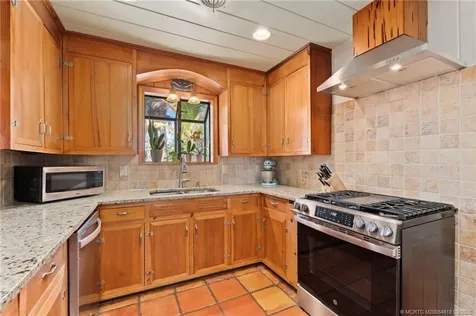 892 SE Saint Lucie Boulevard Stuart FL 34996