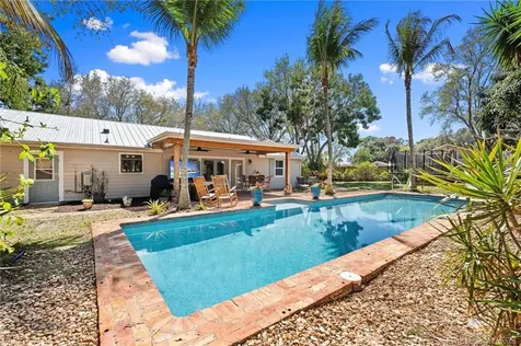 892 SE Saint Lucie Boulevard Stuart FL 34996