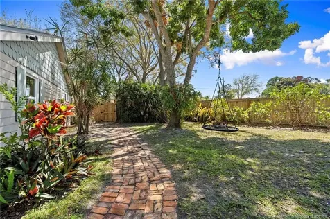892 SE Saint Lucie Boulevard Stuart FL 34996