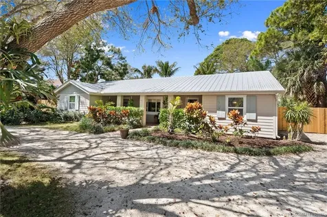 892 SE Saint Lucie Boulevard Stuart FL 34996