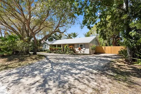 892 SE Saint Lucie Boulevard Stuart FL 34996