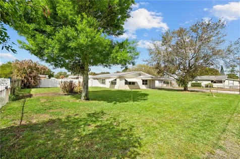 5086 SE Channel Drive Stuart FL 34997