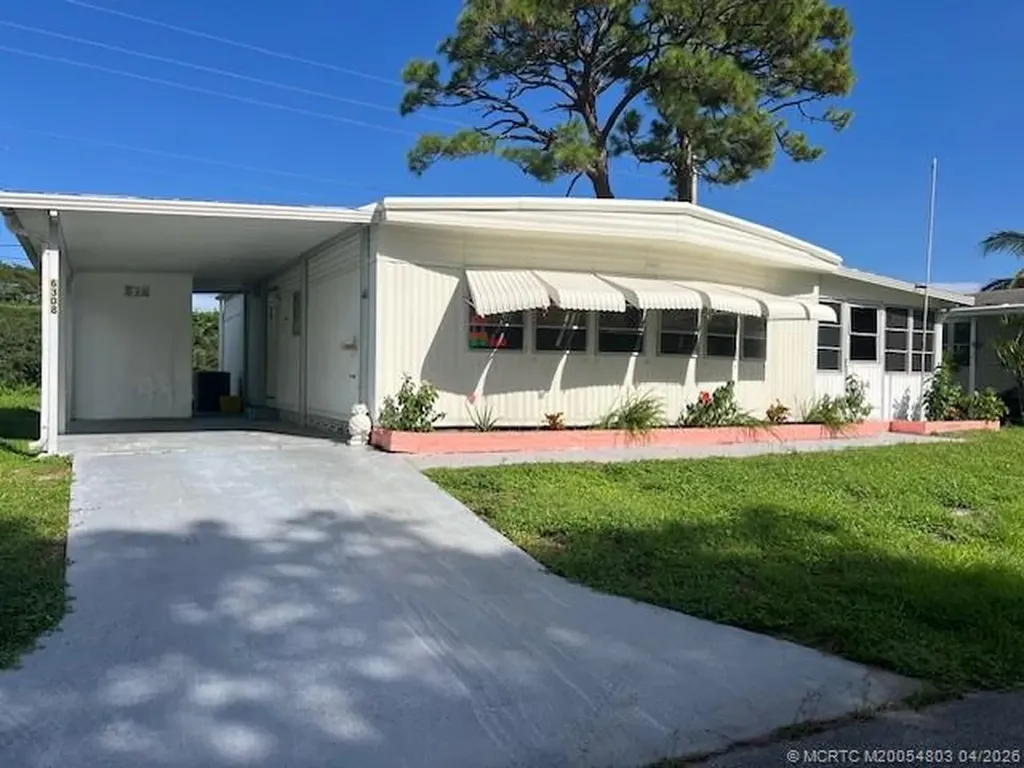 6308 S Ash Lane Lantana FL 33467