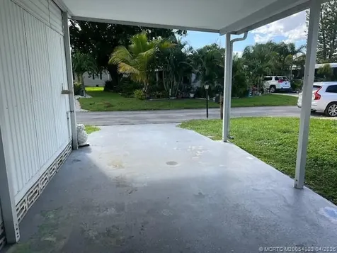 6308 S Ash Lane Lantana FL 33467