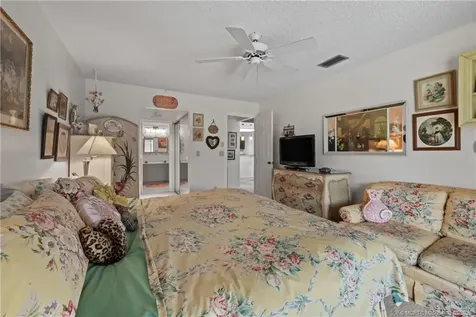 912 NE Sandalwood Place Jensen Beach FL 34957