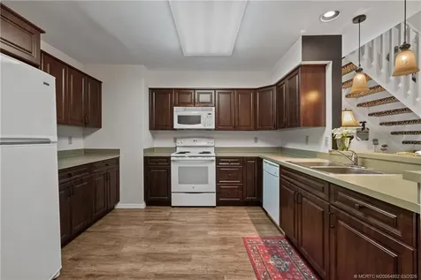912 NE Sandalwood Place Jensen Beach FL 34957