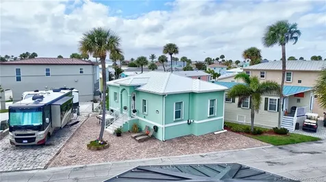 10725 S Ocean Drive Jensen Beach FL 34957